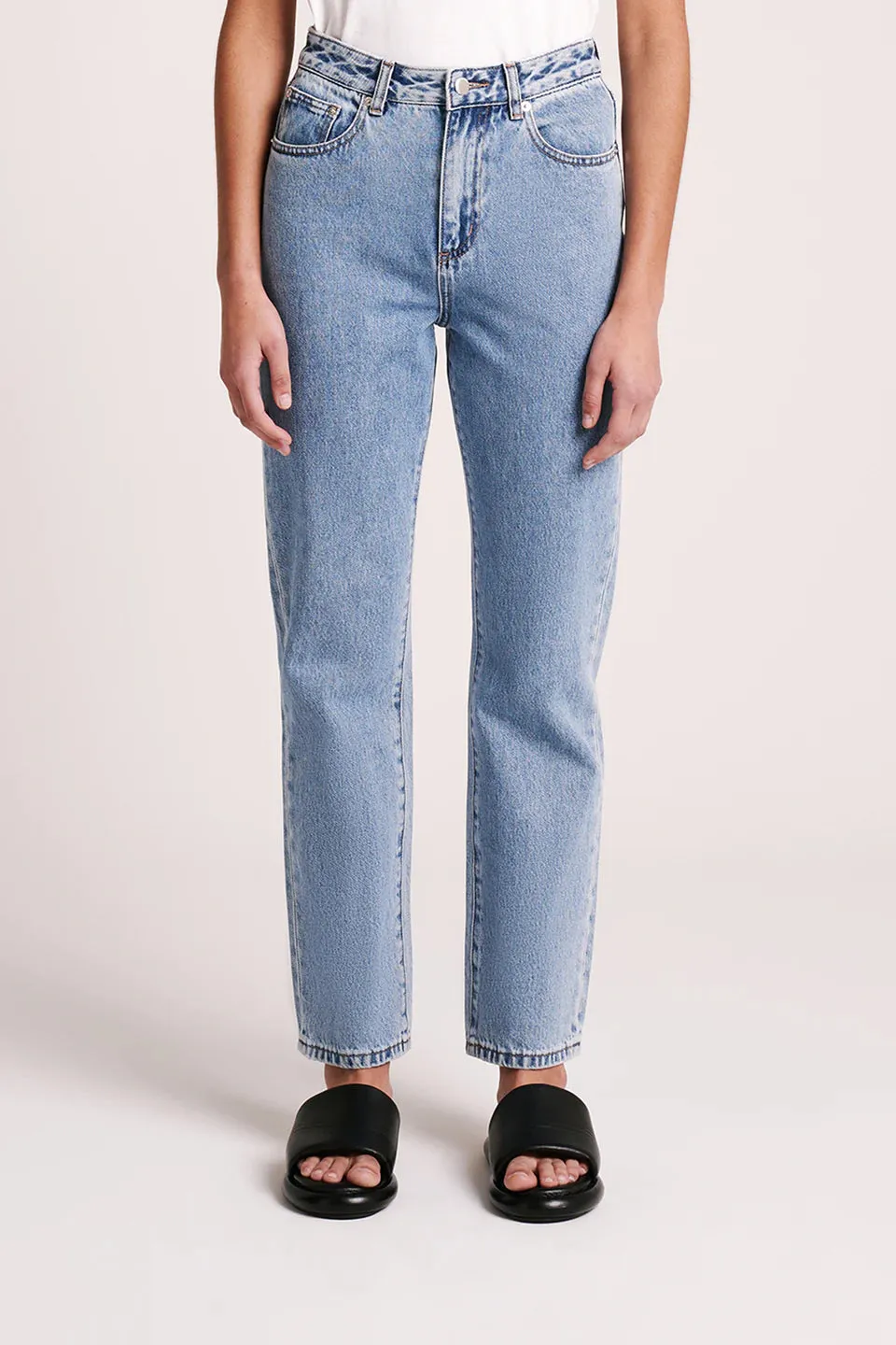 Organic Straight Leg Jean - Washed Blue