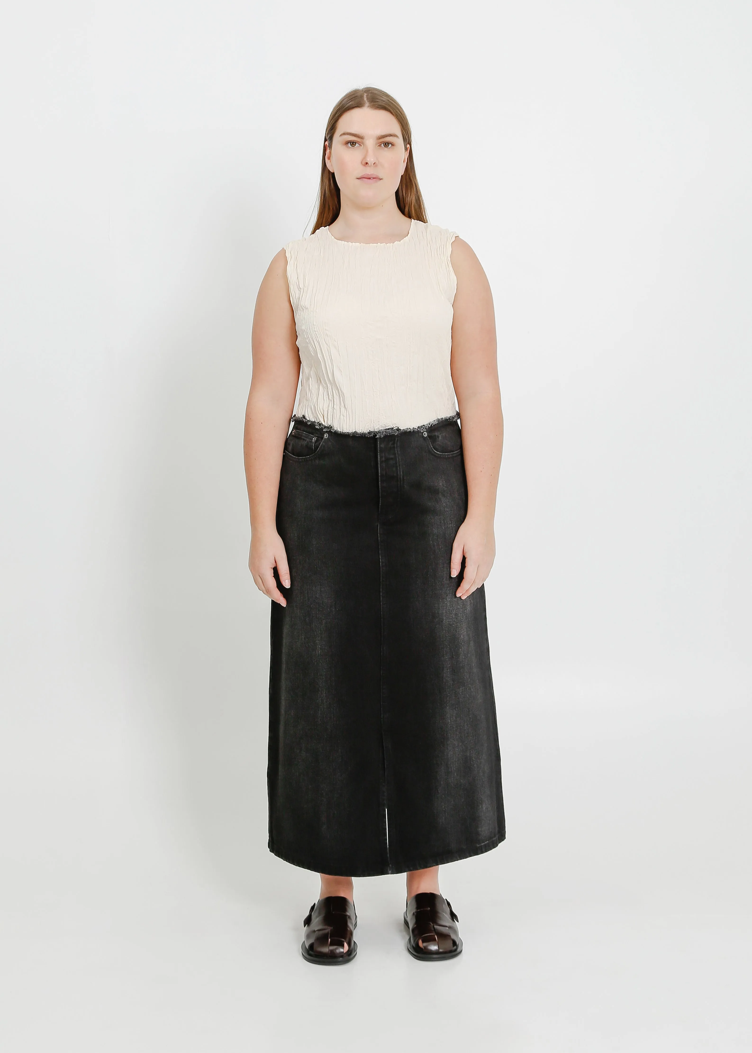 REIGN DENIM SKIRT / BLACK