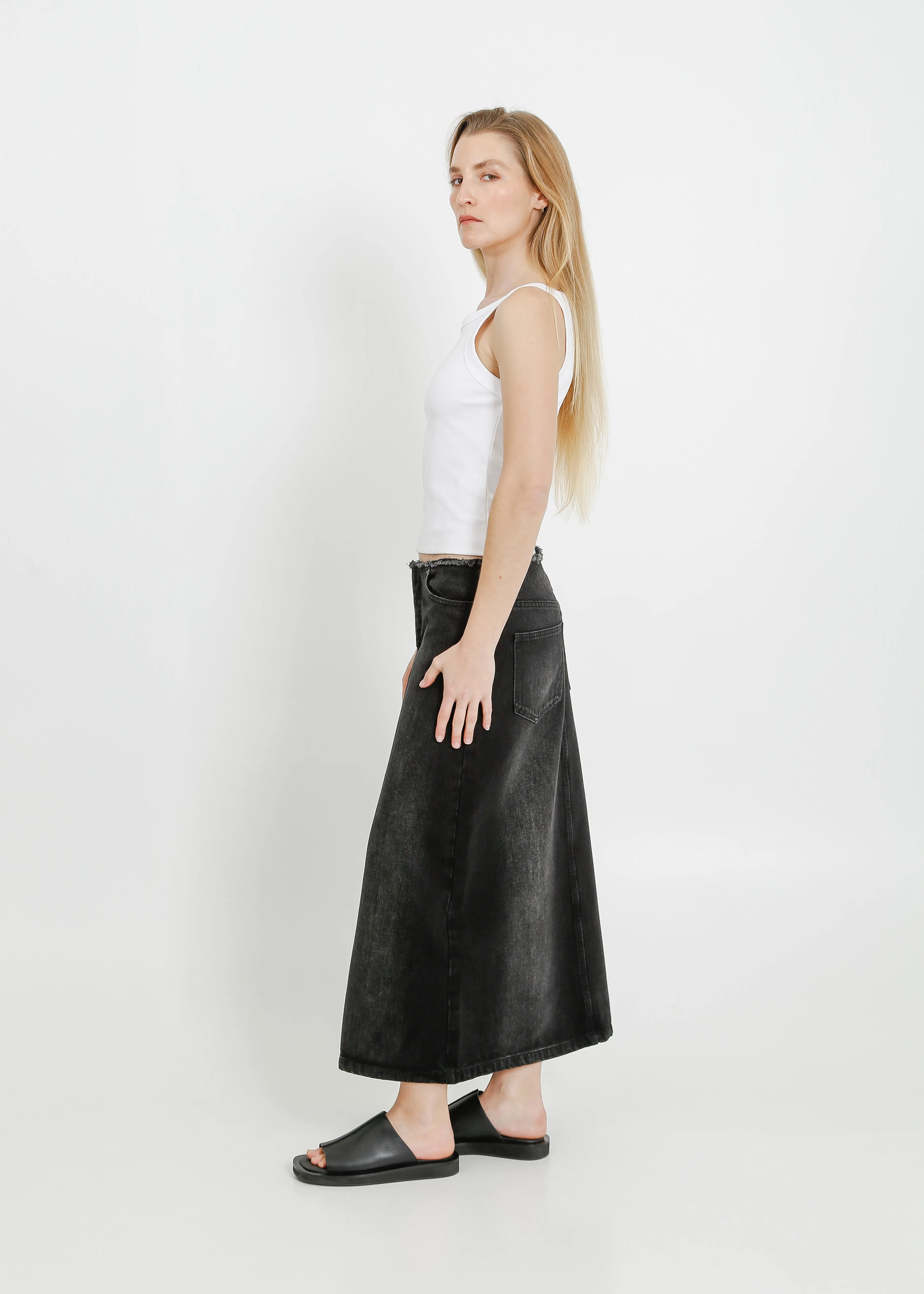 REIGN DENIM SKIRT / BLACK