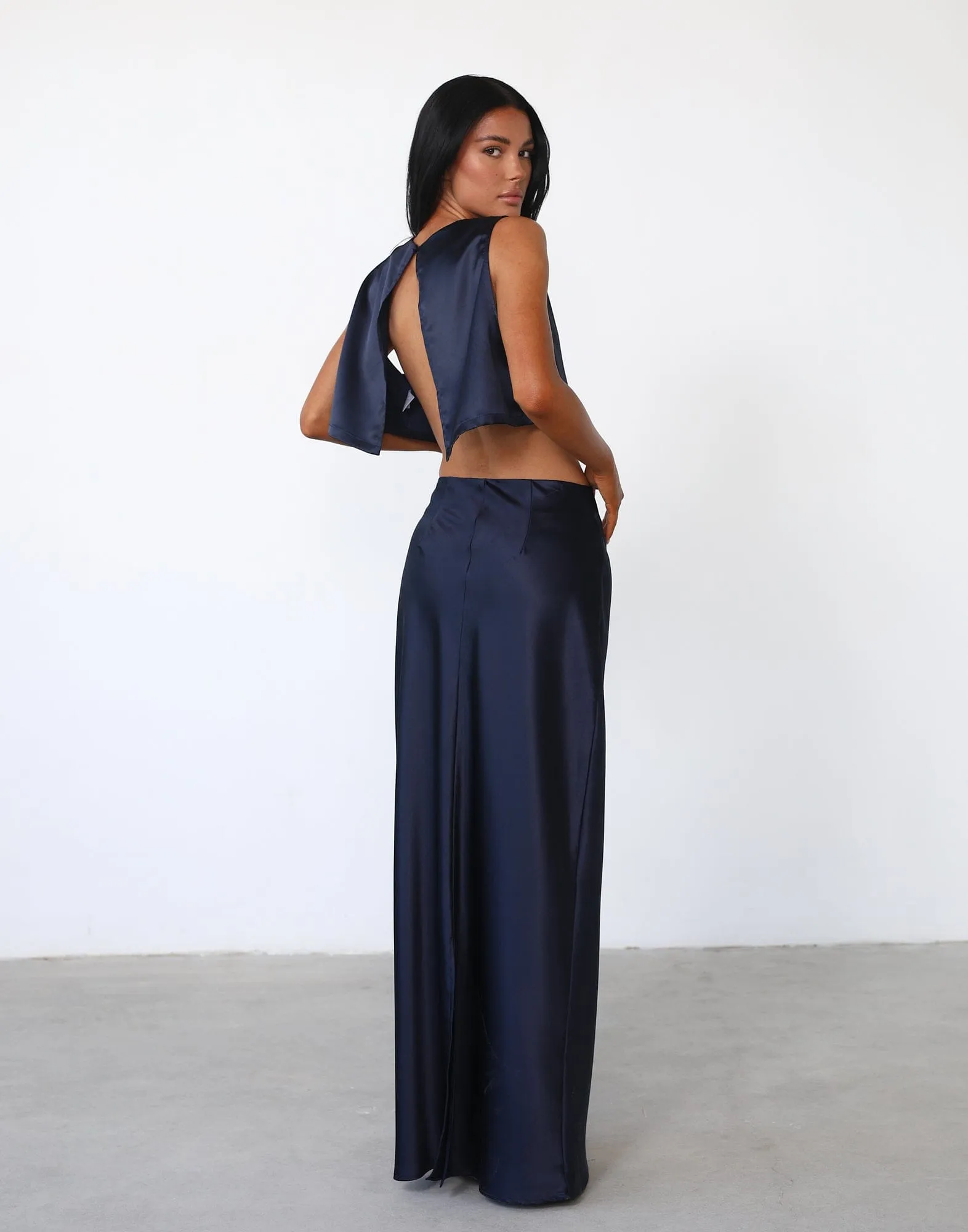 Sincerity Maxi Skirt (Navy)